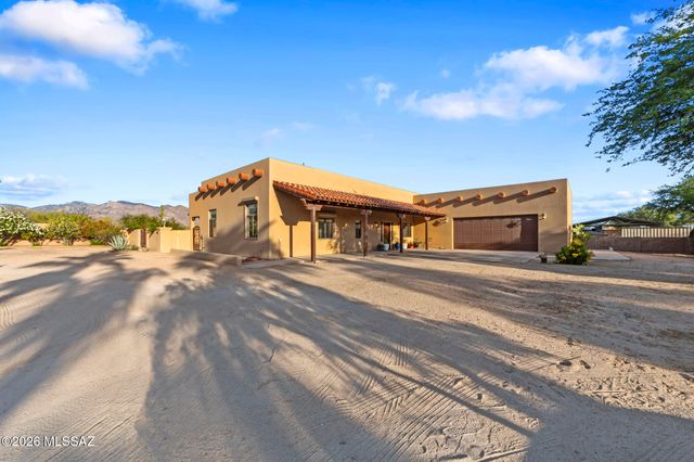 2825 W Lambert Lane, Tucson, AZ 85742