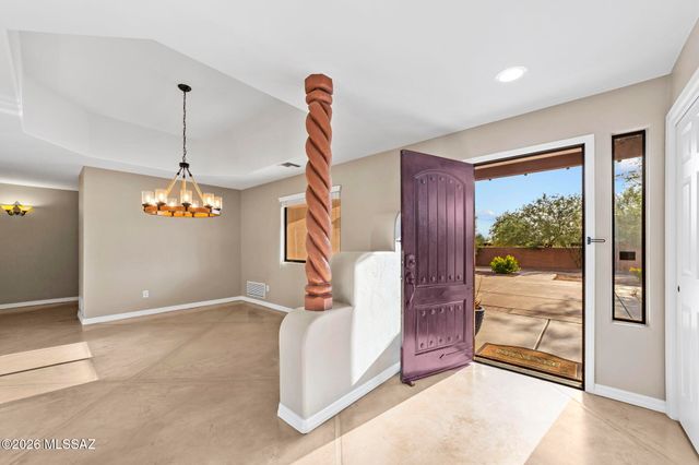 2825 W Lambert Lane, Tucson, AZ 85742