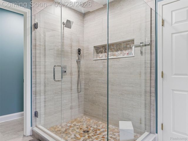 281 Mead Road, Oakland Charter Township, MI 48306