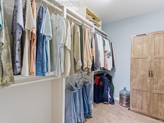 281 Mead Road, Oakland Charter Township, MI 48306