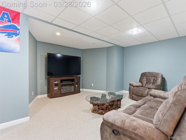 281 Mead Road, Oakland Charter Township, MI 48306