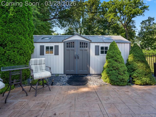 281 Mead Road, Oakland Charter Township, MI 48306