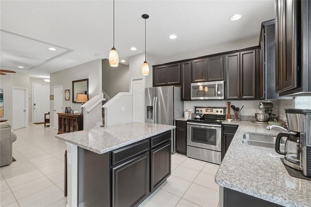 4844 CLIVEDEN LOOP, Sanford, FL 32773