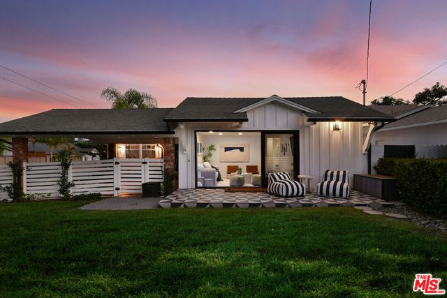 12614 Morrison Street, Valley Village, CA 91607