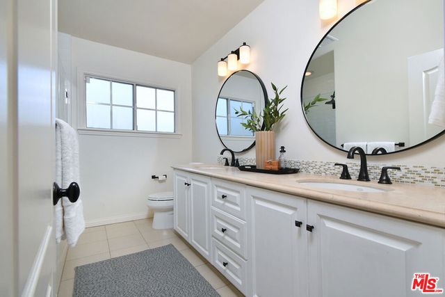 12614 Morrison Street, Valley Village, CA 91607