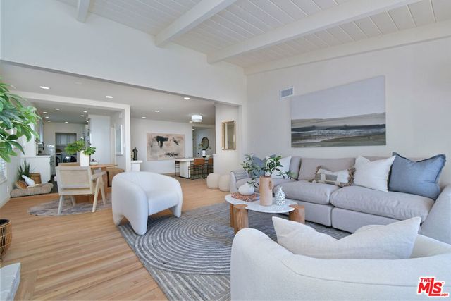 12614 Morrison Street, Valley Village, CA 91607