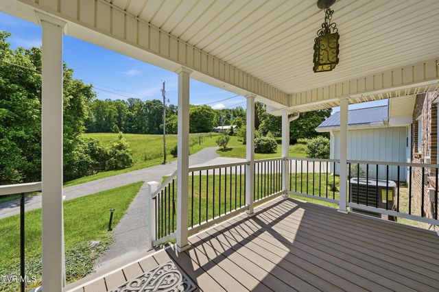 3315 West Market Street, Johnson City, TN 37604