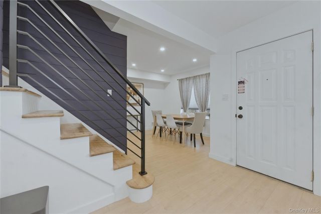 81 Alhambra Drive, Oceanside, NY 11572