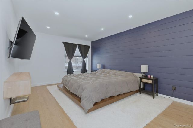 81 Alhambra Drive, Oceanside, NY 11572