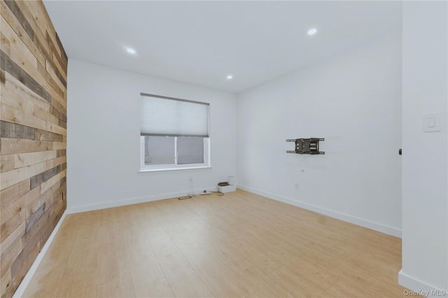 81 Alhambra Drive, Oceanside, NY 11572