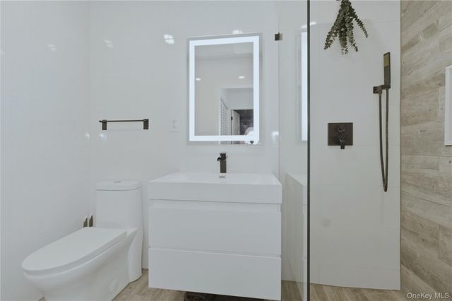 81 Alhambra Drive, Oceanside, NY 11572