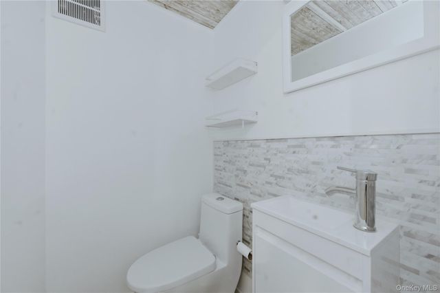 81 Alhambra Drive, Oceanside, NY 11572