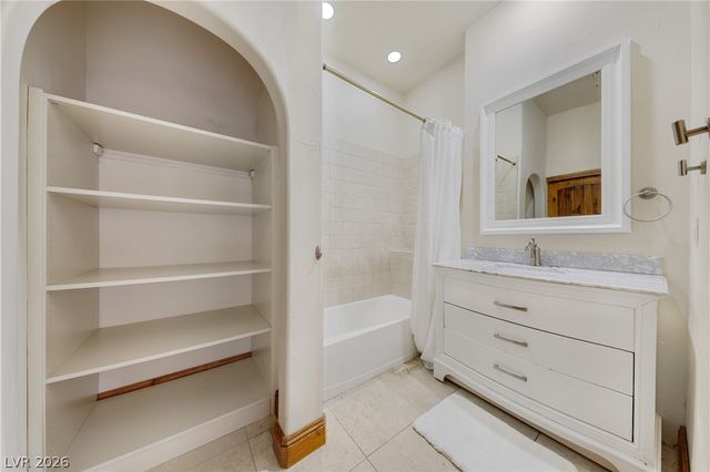 1369 Opal Valley Street, Henderson, NV 89052