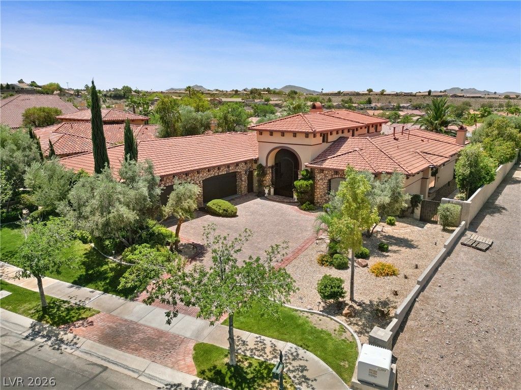 1369 Opal Valley Street, Henderson, NV 89052