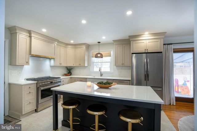 308 MADISON ST, State College, PA 16801