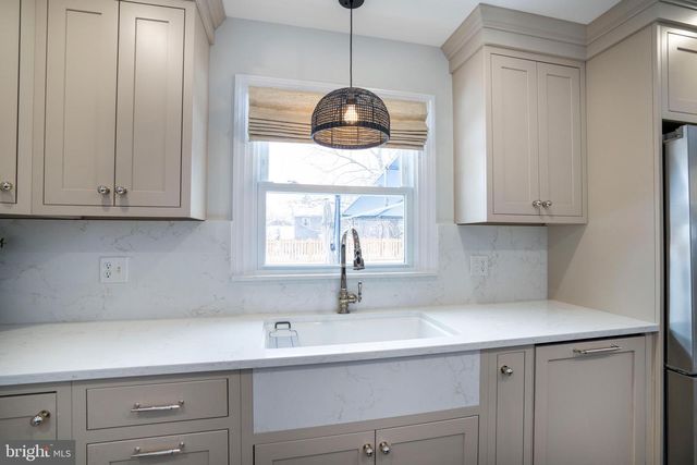 308 MADISON ST, State College, PA 16801