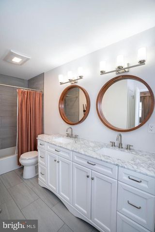 308 MADISON ST, State College, PA 16801