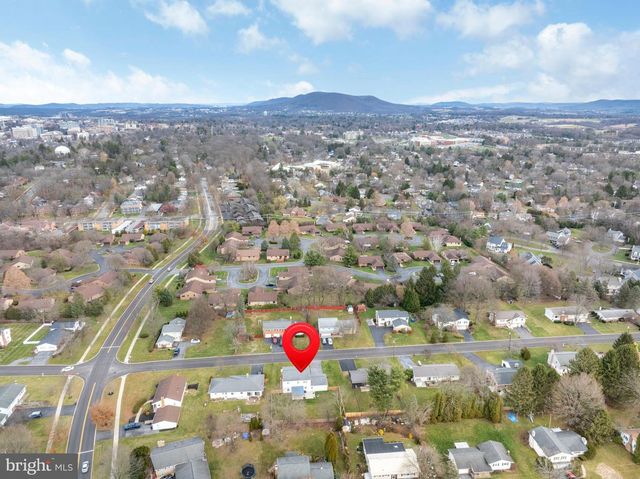 308 MADISON ST, State College, PA 16801