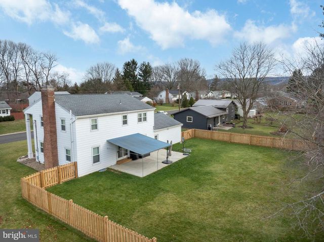 308 MADISON ST, State College, PA 16801