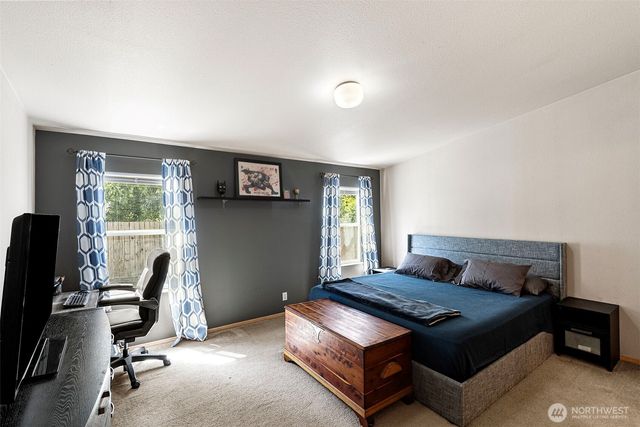 6902 87th Street NW, Gig Harbor, WA 98332
