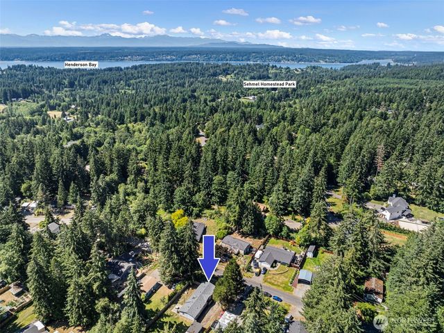 6902 87th Street NW, Gig Harbor, WA 98332