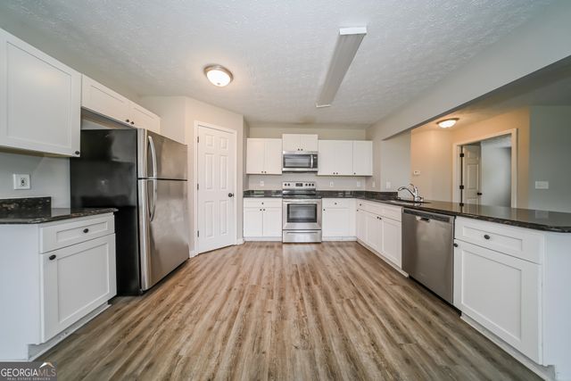 1306 Odessa Court, Mcdonough, GA 30253