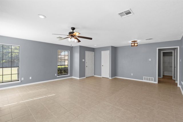 3343 Chimney Place Drive, Waco, TX 76708