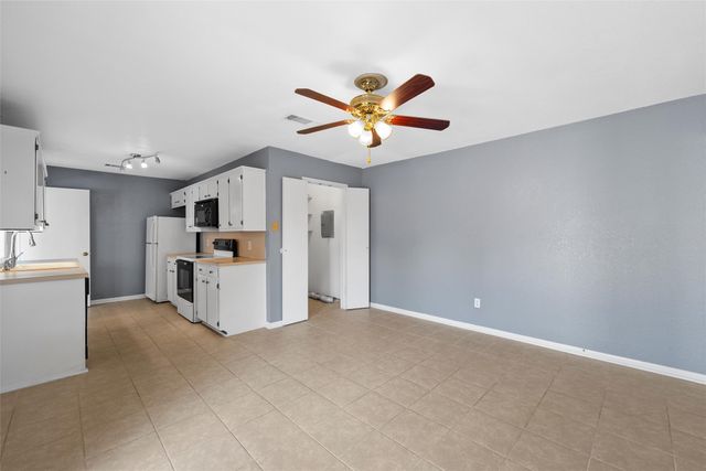 3343 Chimney Place Drive, Waco, TX 76708