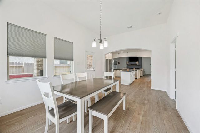 1734 Compass Rose Drive, Angleton, TX 77515