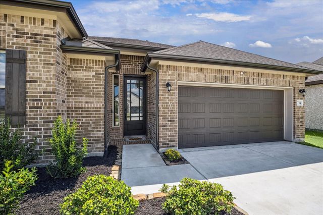 1734 Compass Rose Drive, Angleton, TX 77515