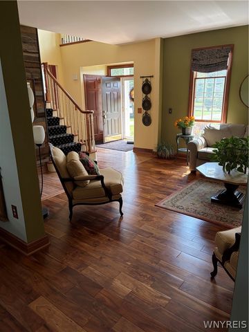 194 Golden Pheasant Drive, Amherst, NY 14068