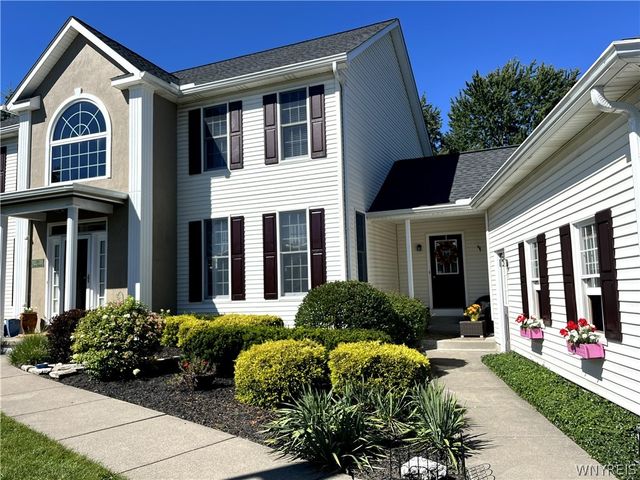 194 Golden Pheasant Drive, Amherst, NY 14068