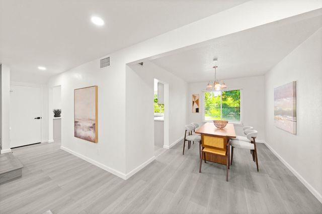 23 Dakota Ct, Sacramento, CA 95833