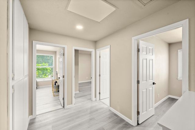 23 Dakota Ct, Sacramento, CA 95833