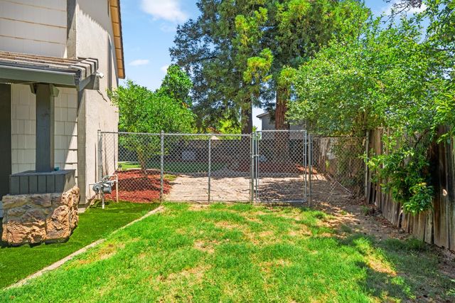 23 Dakota Ct, Sacramento, CA 95833