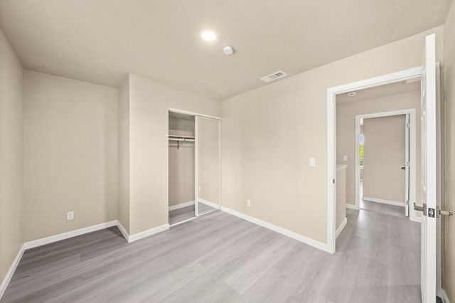 23 Dakota Ct, Sacramento, CA 95833