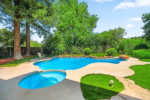 23 Dakota Ct, Sacramento, CA 95833