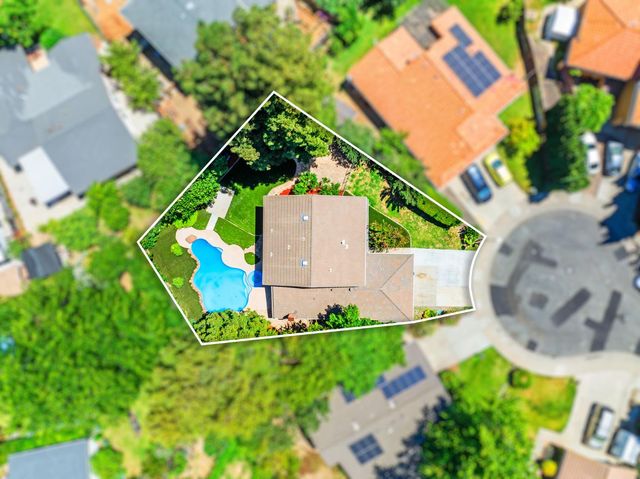 23 Dakota Ct, Sacramento, CA 95833