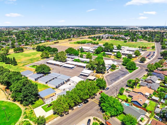 23 Dakota Ct, Sacramento, CA 95833
