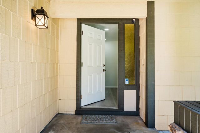 23 Dakota Ct, Sacramento, CA 95833