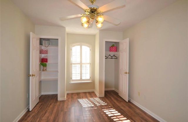 2710 Grants Lake Boulevard J10, Sugar Land, TX 77479