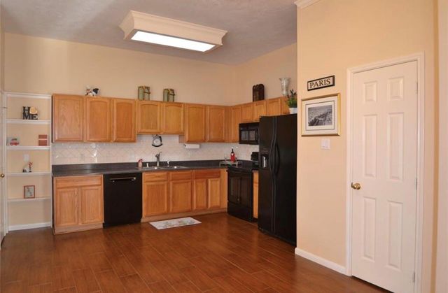 2710 Grants Lake Boulevard J10, Sugar Land, TX 77479