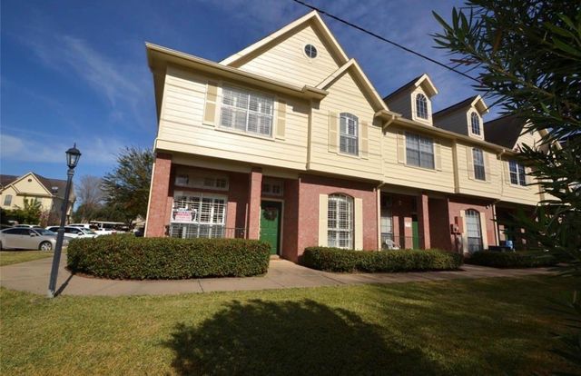 2710 Grants Lake Boulevard J10, Sugar Land, TX 77479