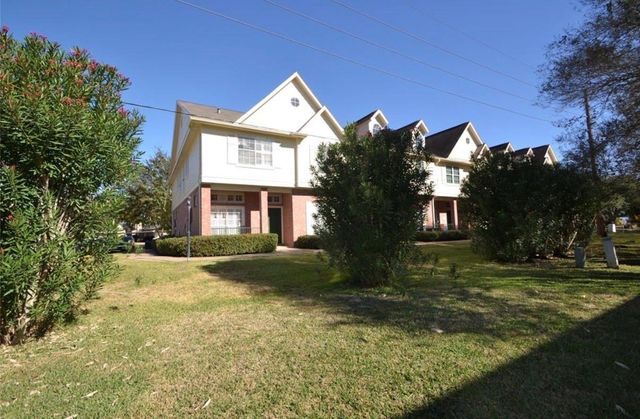 2710 Grants Lake Boulevard J10, Sugar Land, TX 77479