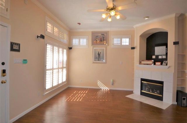 2710 Grants Lake Boulevard J10, Sugar Land, TX 77479