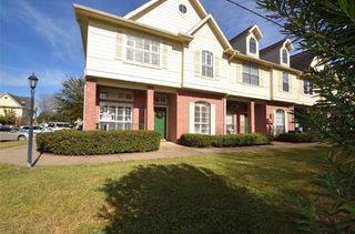 2710 Grants Lake Boulevard J10, Sugar Land, TX 77479