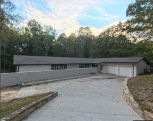 1351 Paces Forest NW Drive, Atlanta, GA 30327