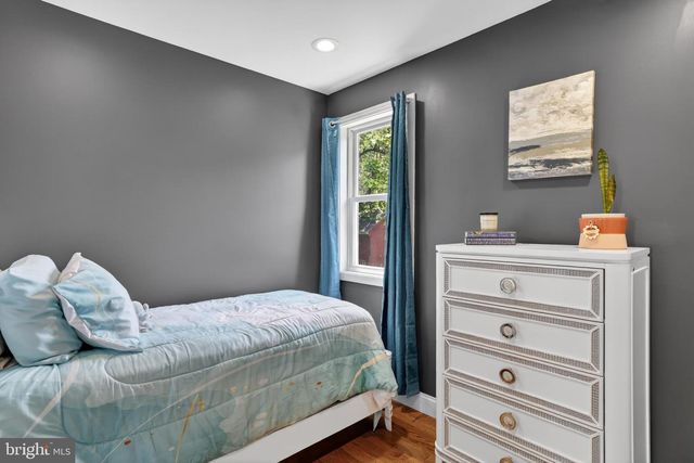 817 57TH PL, Fairmount Heights, MD 20743
