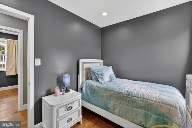 817 57TH PL, Fairmount Heights, MD 20743