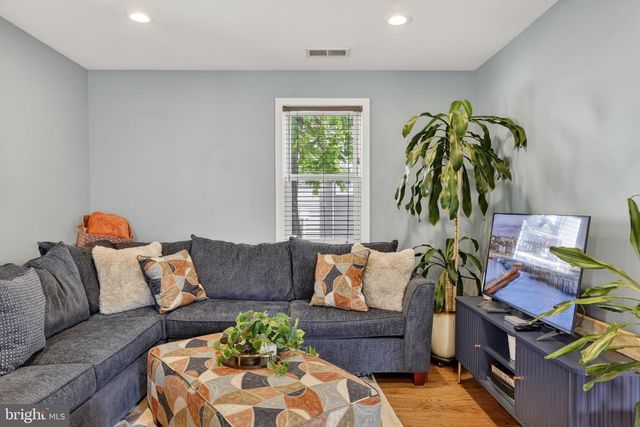 817 57TH PL, Fairmount Heights, MD 20743